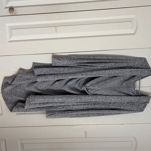 Gray lounging robe w/hood